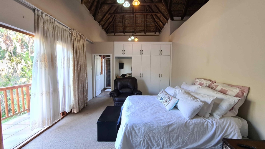 6 Bedroom Property for Sale in Blue Bend Eastern Cape